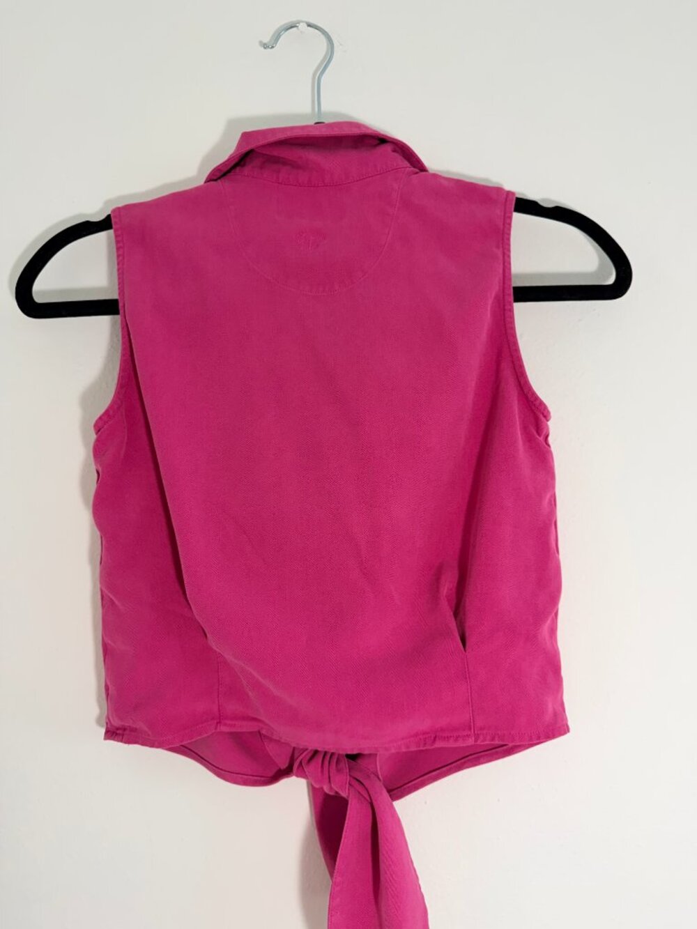 Tommy Bahama Pink 100% Silk Tie Front Sleeveless Blouse XS Y2K Vacation Coastal - Picture 3 of 4